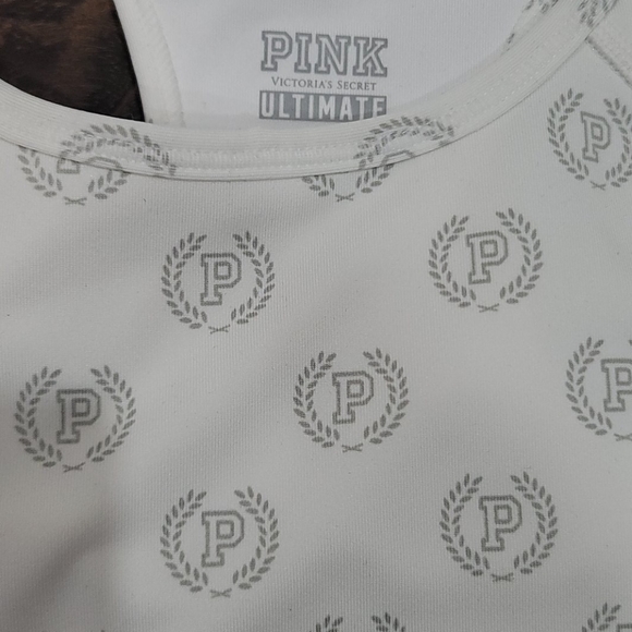 NWT VS Pink Ultimate Sports Bra - Picture 3 of 3